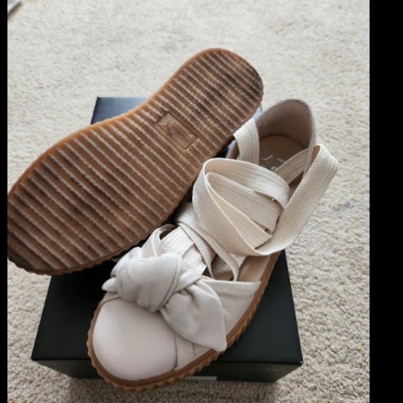 PUMA Fenty x Bow Creeper Sandals size 8.5- Pink Oatmeal - Picture 1 of 4